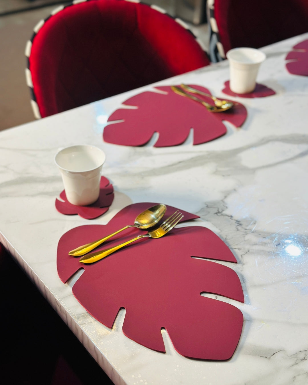 Leaf Shaped Leather Placemats & Coaster Set - Maroon