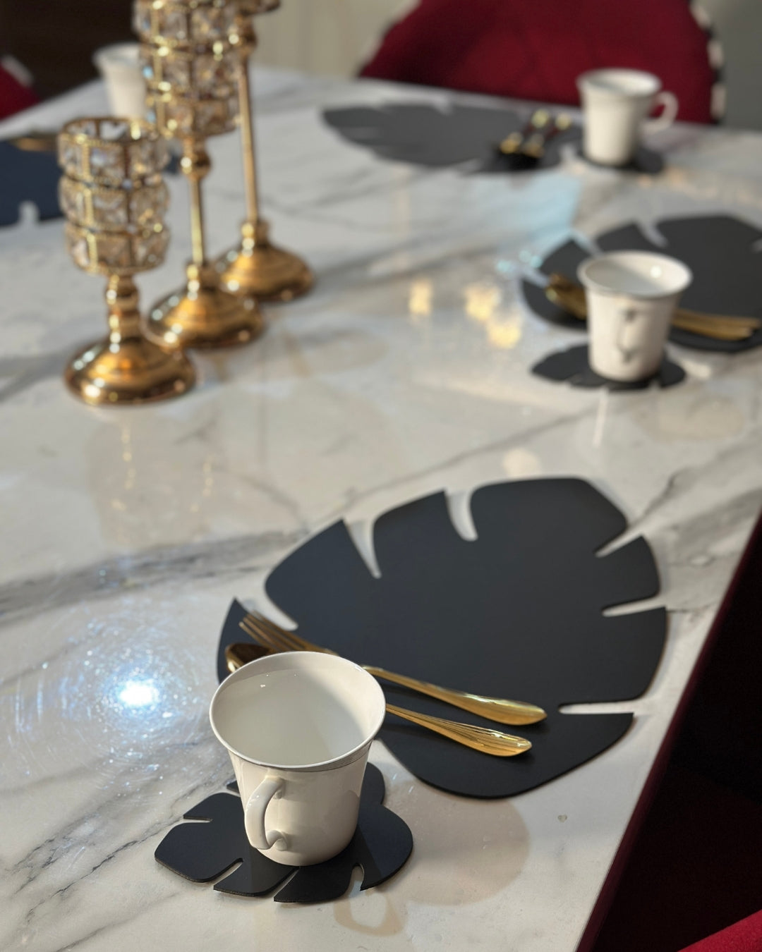 Leaf Shaped Leather Placemats & Coaster Set - Black