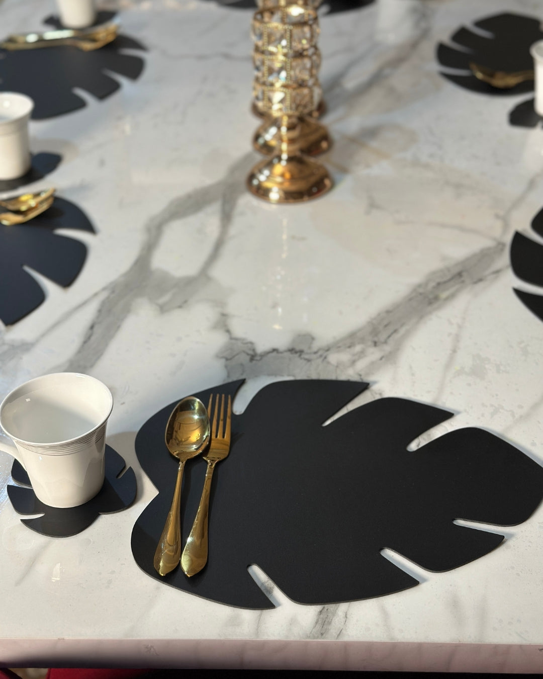 Leaf Shaped Leather Placemats & Coaster Set - Black