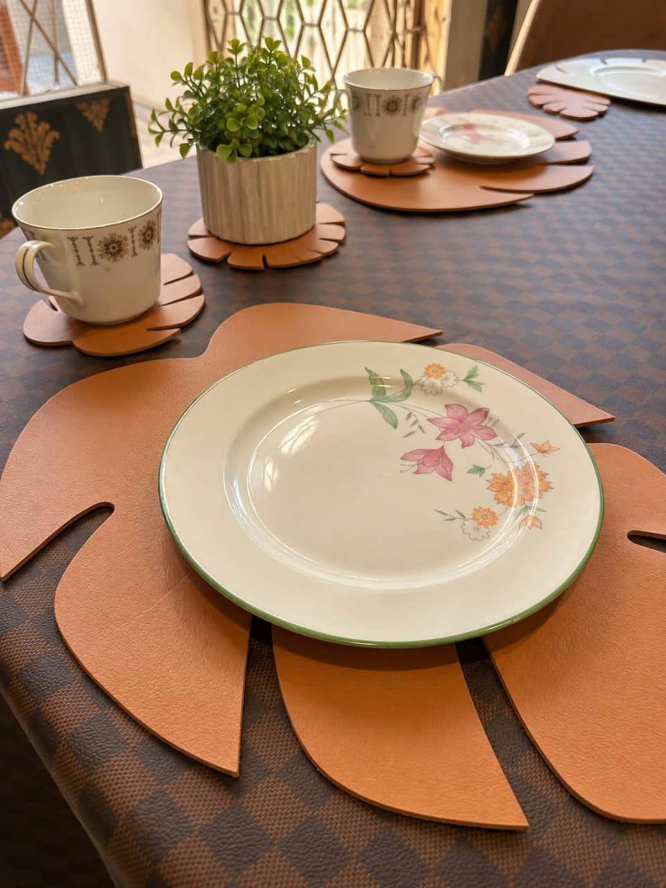 PU Leather Leaf Shape Placemats With Tea Coasters | Free Shipping